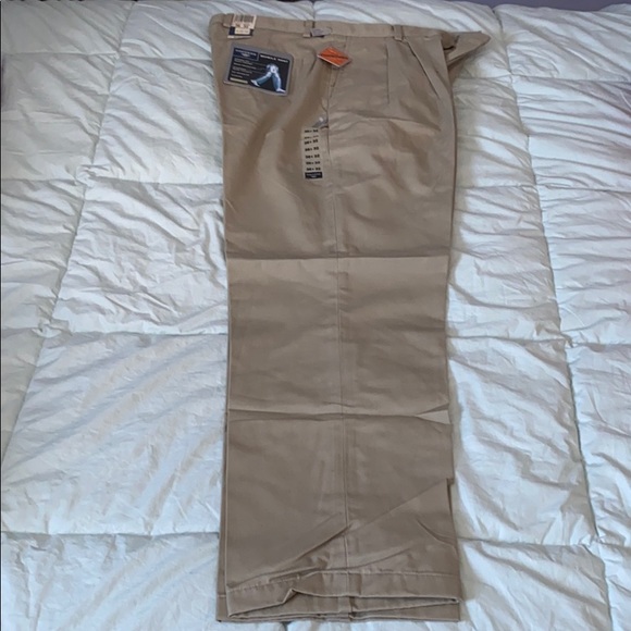 dockers mobile pants